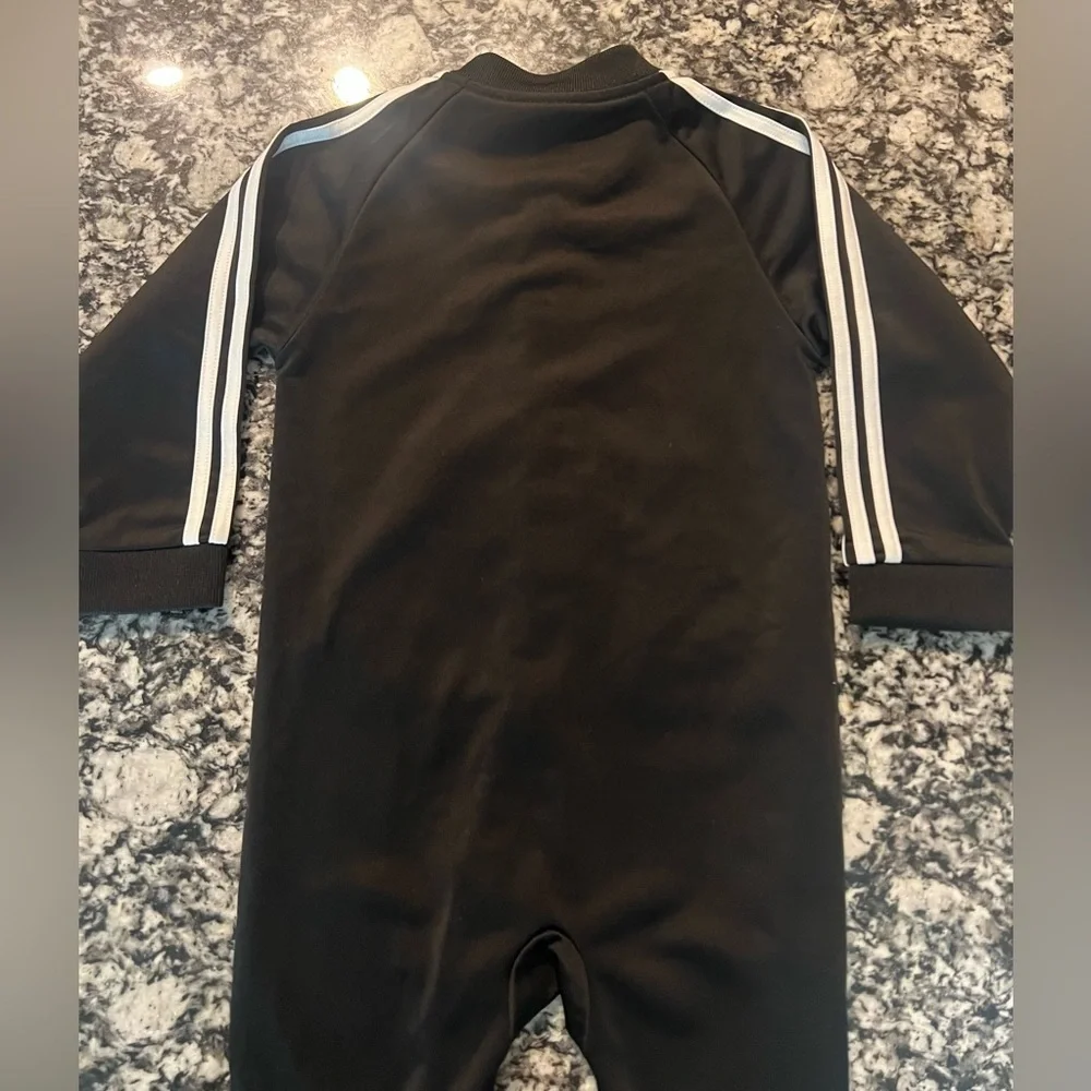 Adidas Black White Long Sleeve 3 Stripe Tricot Coverall Size 24M (0805)
